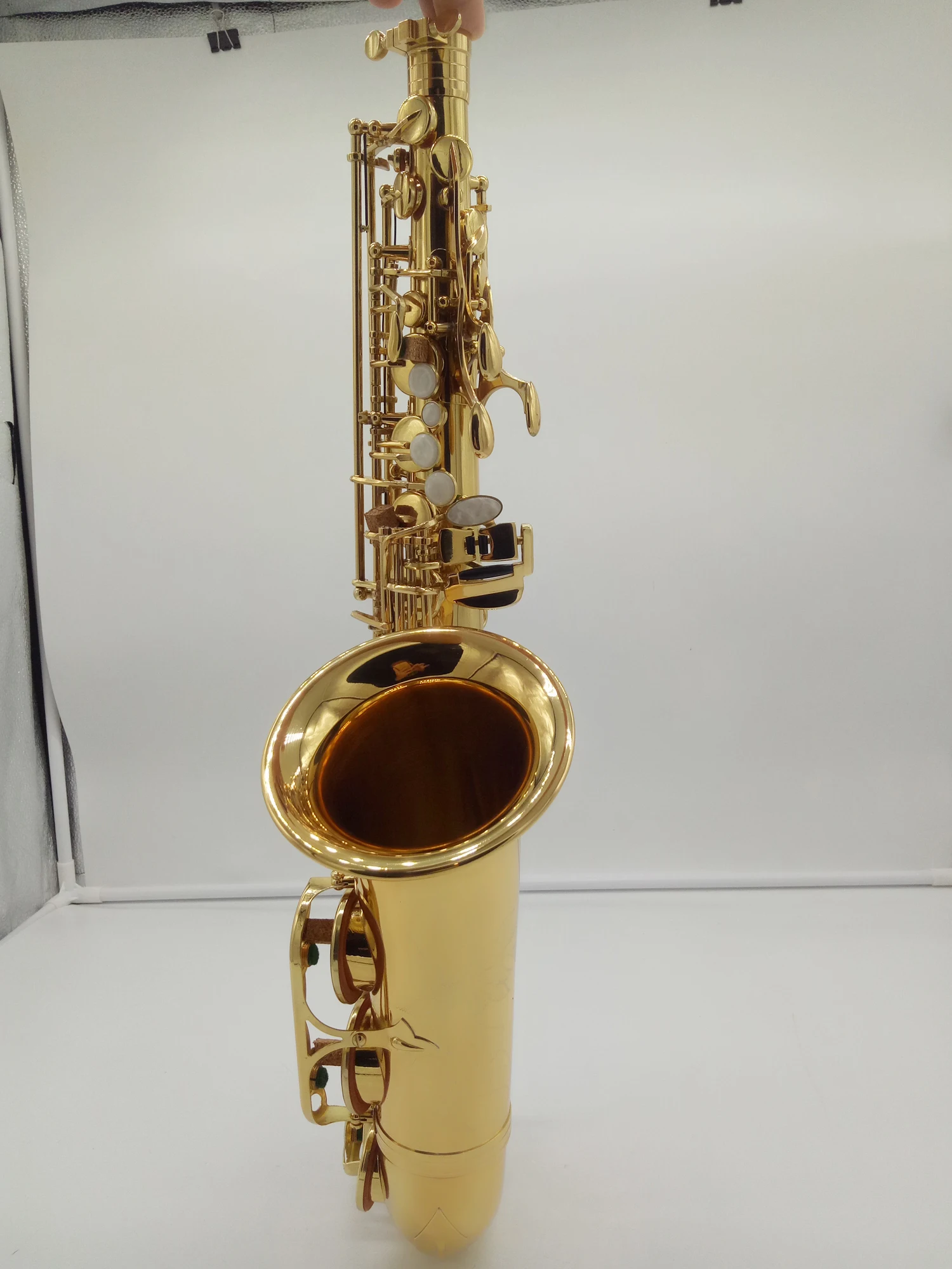 Бесплатная доставка, новый музыкальный альт-саксофон для клуба, Профессиональный альт-саксофон золотого цвета с чехлом, мундштук для шеи