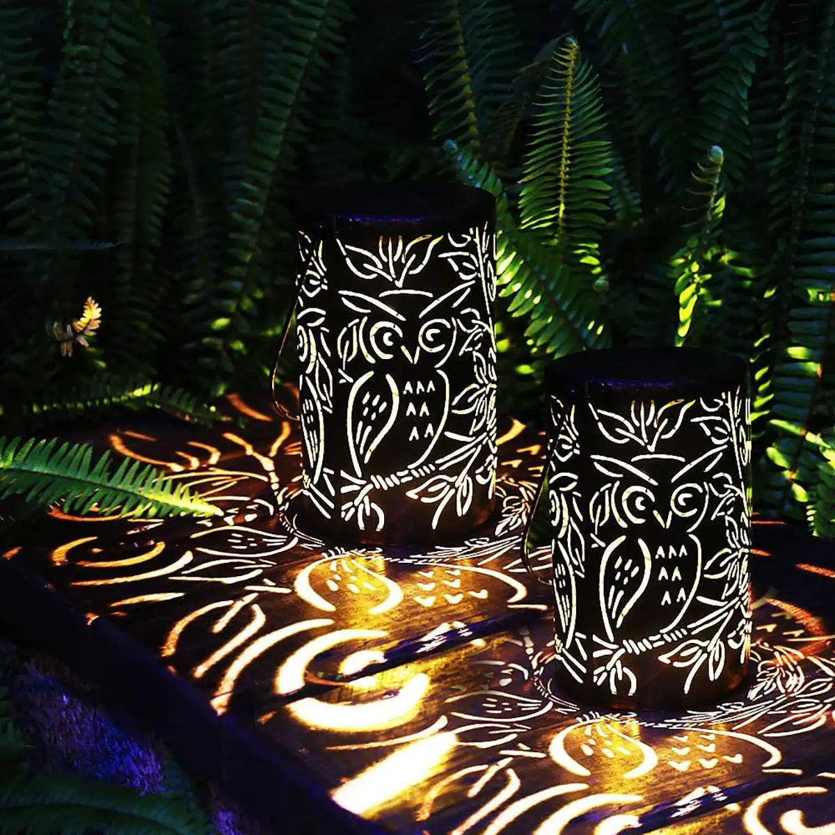 

Garden LED Solar Lantern Light Hollow Lantern Projection Light Wrought Iron Hanging Lamps Waterproof Outdoor Yard Art Decoration
