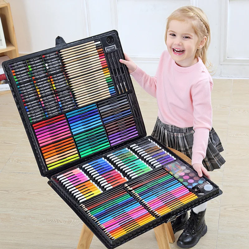 Набор кистей для рисования пластиковая и деревянная коробка цветной карандаш