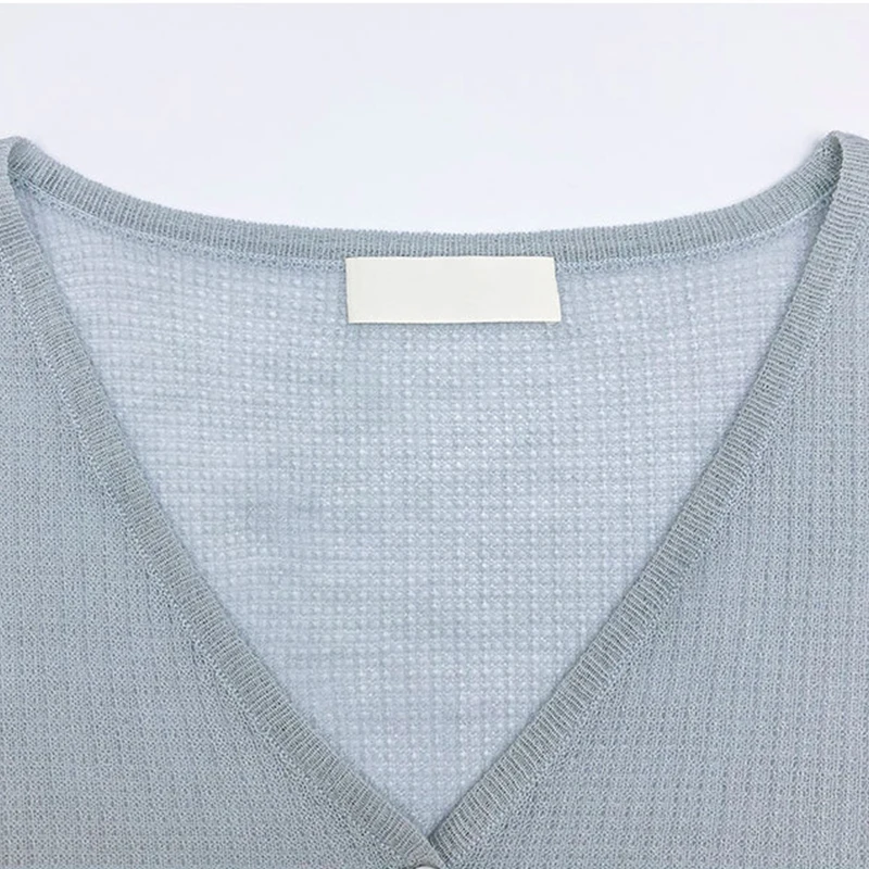 

Solid V-Neck Long-Sleeved Sweater Women Korean Fashion Loose Shirt Woman Casual Single-Breasted Sun Protection Shirt Ladies 2021