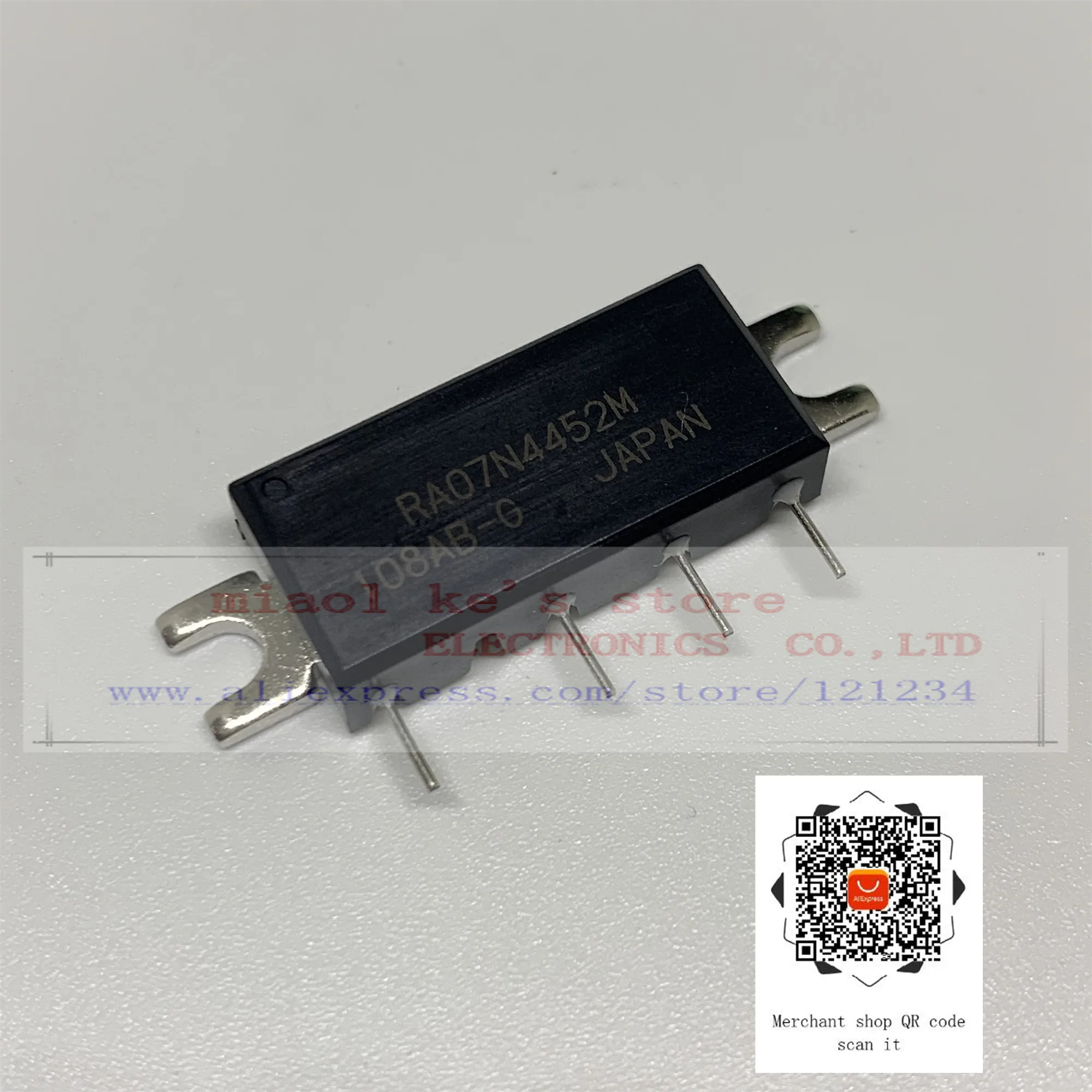 100% Новый оригинал: RA07N4452M 101 [440 520 MHz 7 5 W 9 6 V 2 Stage Amp. Для портативного радио]|module rf|module