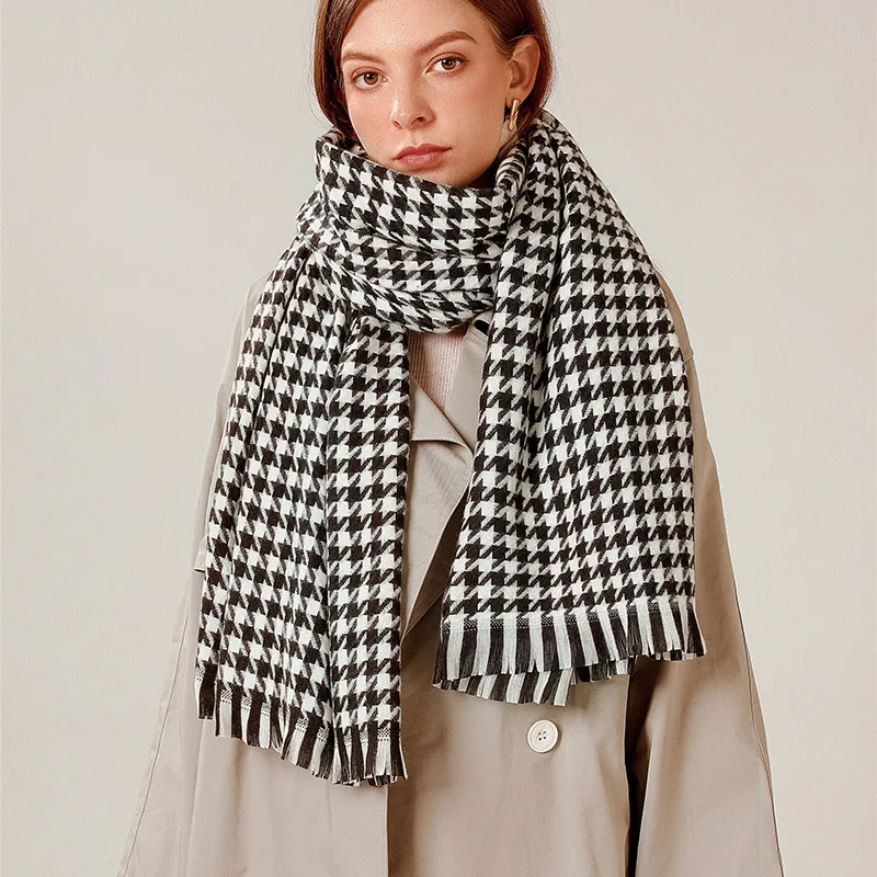 

2021 Autumn and Winter Women's Houndstooth Scarf, Imitation Cashmere Plaid Shawl, Fashionable Commuter and Warm Scarves..