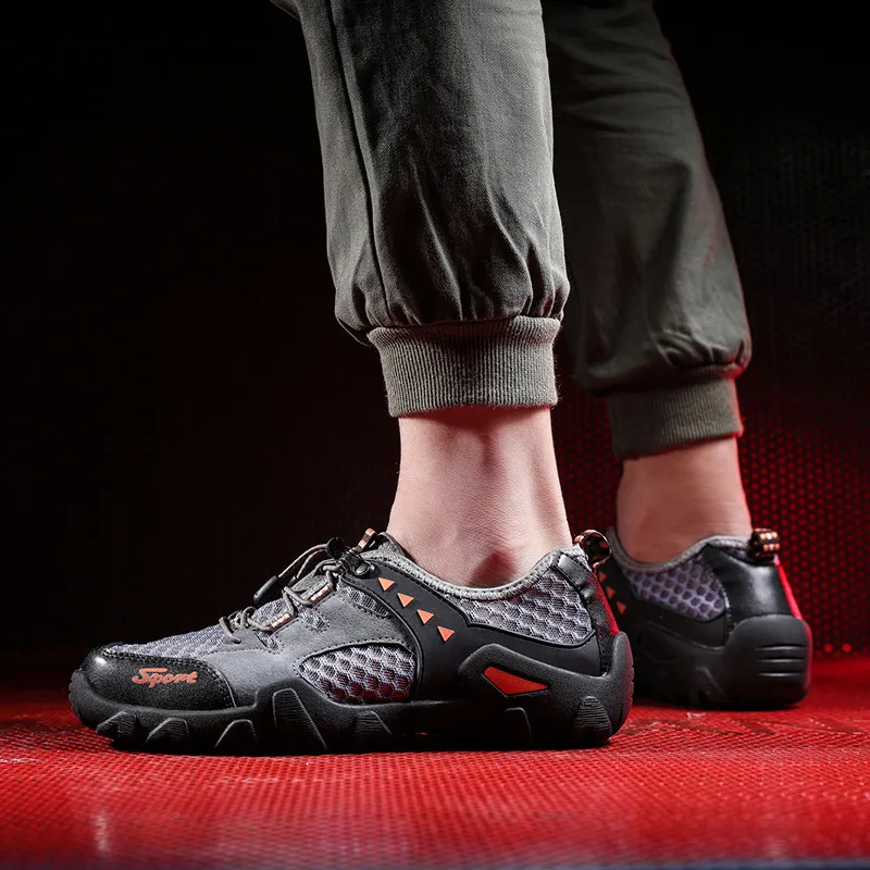 

Breathable Lightweight Men Hiking Shoes Large Plus Size Outdoor Mountain Tactical Shoes New Water Men's Sneakers