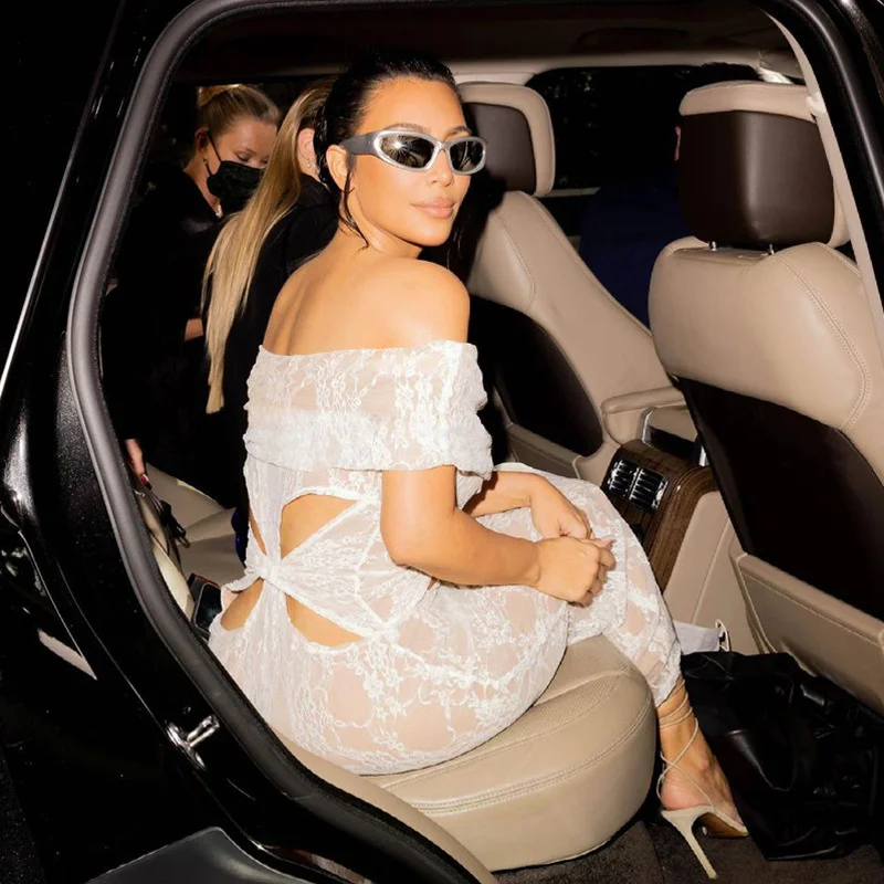 

Платье женское с открытыми плечами, пикантное вечернее кружевное ажурное элегантное, с открытой спиной