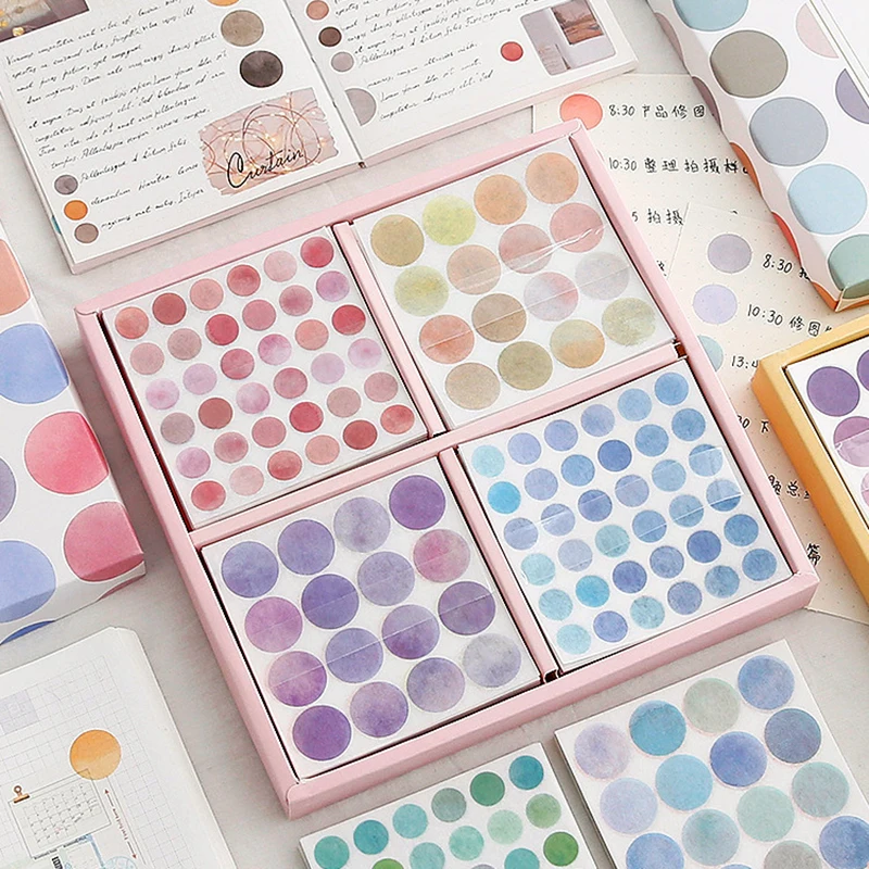 

1 коробка, яркие круглые фотонаклейки для дневника