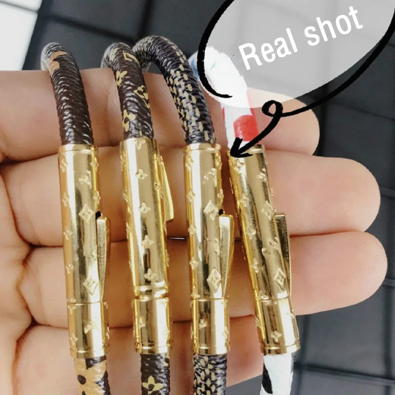 

Pet Dog Collar Small Dog Teddy Collar with Bell Hiromi Collar Cat Lanyard Neck Ring Tide Dog Leash Accessory Dog Collar Harness