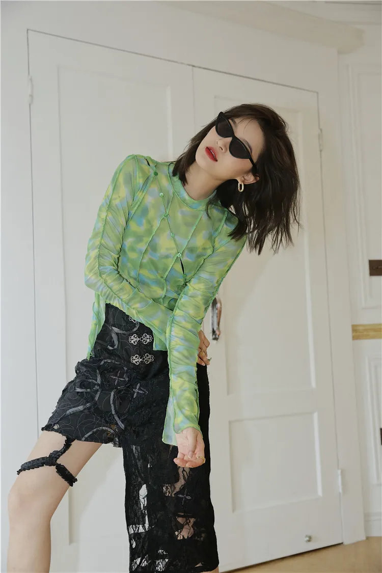Асимметричный сетчатый топ CHEERART Tie Dye зеленая блузка с длинным рукавом женский