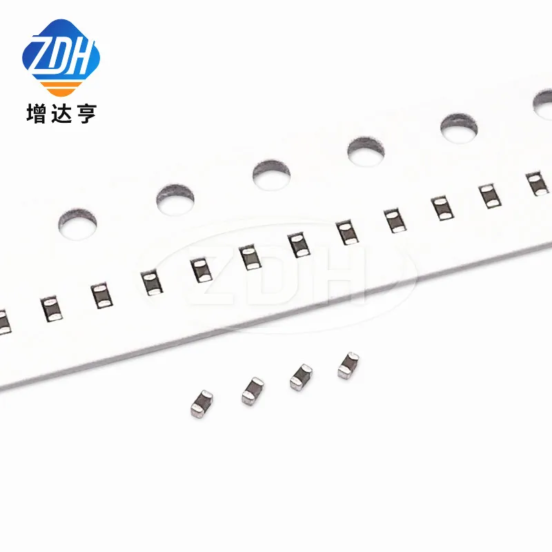 

100PCS/ 1005 0402 3.9PF 50V NPO C0G 3.9P C ±0.25PF Chip ceramic capacitor