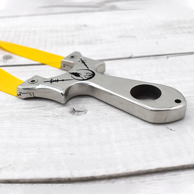 

New Outdoor Slingshot Flat Rubber Band Outdoor Competitive Hunting High-Precision Powerful Catapult Slingshot Toy