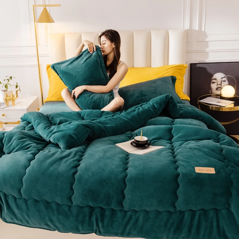 

2020 Very Warm Winter Comforter Or Quilt Sets Crystal Velvet Fleece Thicken Quilts Grey Blue PinkSkinfriendly Bedding 150*200cm