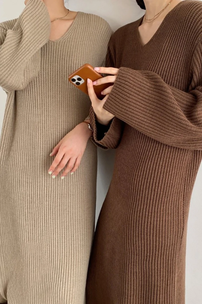 

Women's sweater dress winter Korean simple style versatile show thin V-neck loose wool skirt medium length bottomedwomen's dress