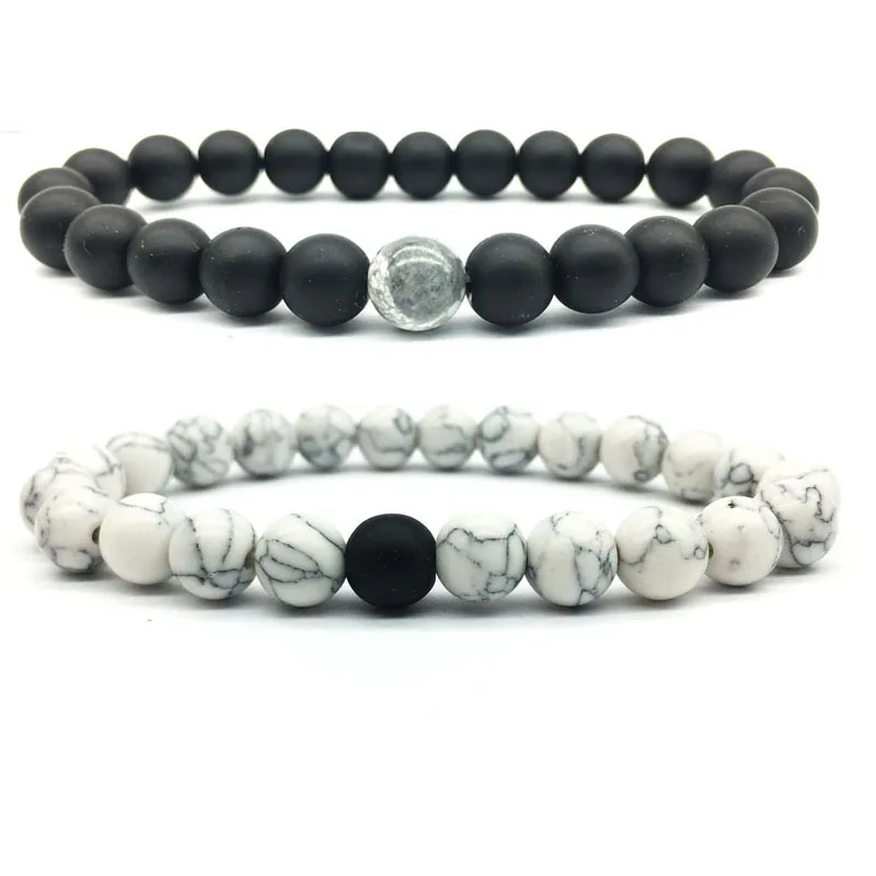 Браслет с бусинами из натурального камня Черно белый эластичный набор для пары