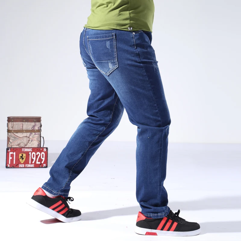 Джинсы мужские свободного покроя модные брюки из денима с эластичной талией в
