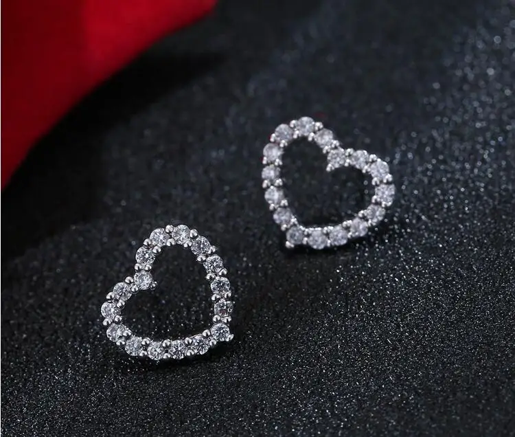 

91109 Fashion 925 Sterling Silver Jewelry Female Temperament Love Heart-shaped Hollow Crystal Sweet Elegant Simple Earrings