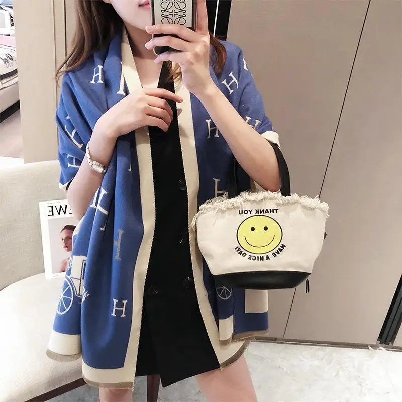 

Autumn and Winter New Letters Imitation Cashmere Scarf Net Red Retro European and American Style Wild Bib Women Thickened Warmth