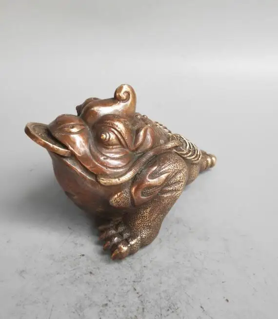 

Chinese pure brass Seven stars golden toad wealth statue