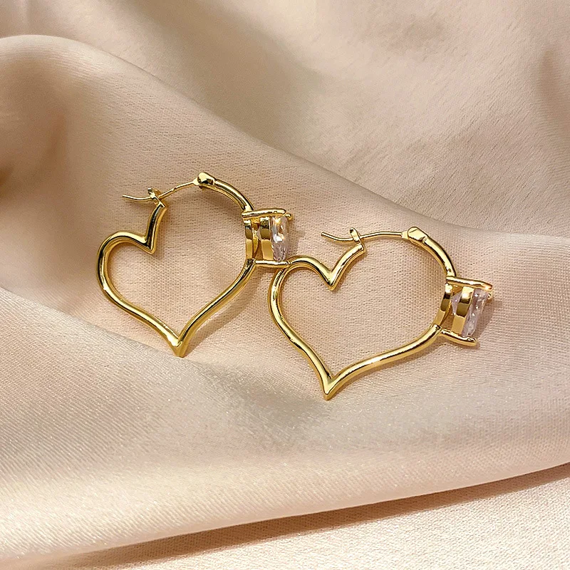 

KOFSAC Fashion Hollow Love Heart Gold Color Hoop Earrings For Women Shiny Zircon Heart Earring Girl Engagement Accessories Gifts