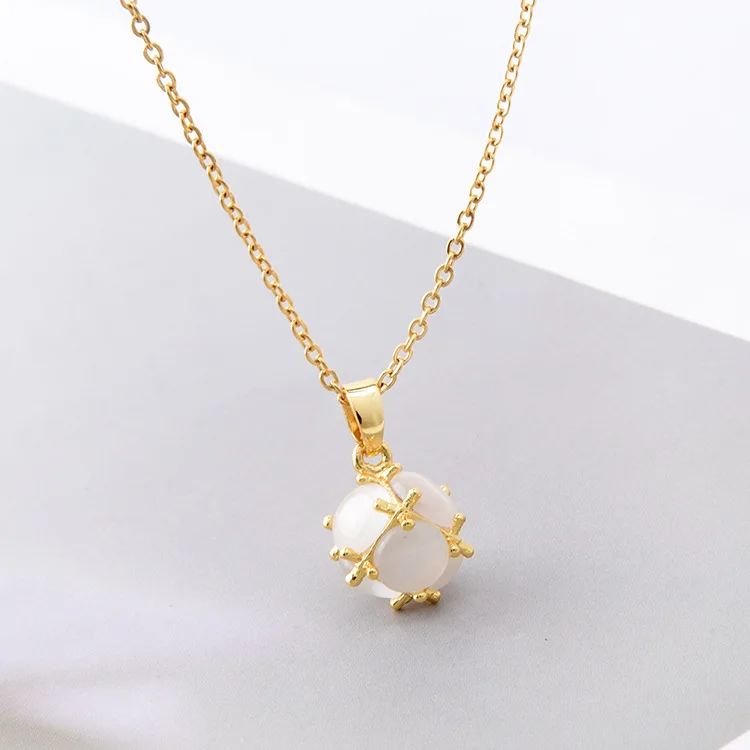 

Fashion simple and versatile titanium steel necklace pendant eight-sided exquisite necklace jewelry hot sale