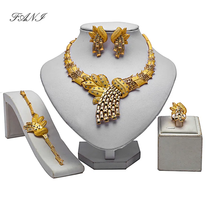 

Fani 2019 Dubai Gold Jewelry Set Wholesale Nigerian Women Wedding Bridal Jewelry set fashion african beads jewelry set Wholesale