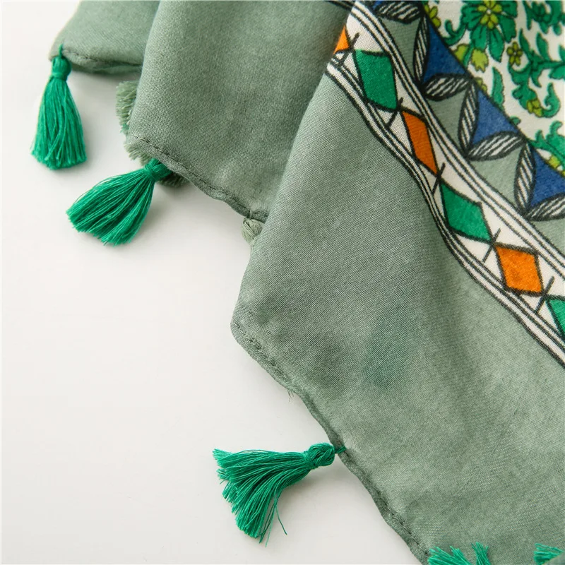 

2021 Spain Luxury Brand Green Floral Chain Tassel Viscose Shawl Scarf High Quality Wrap Pashmina Stole Bufandas Muslim Hijab Cap