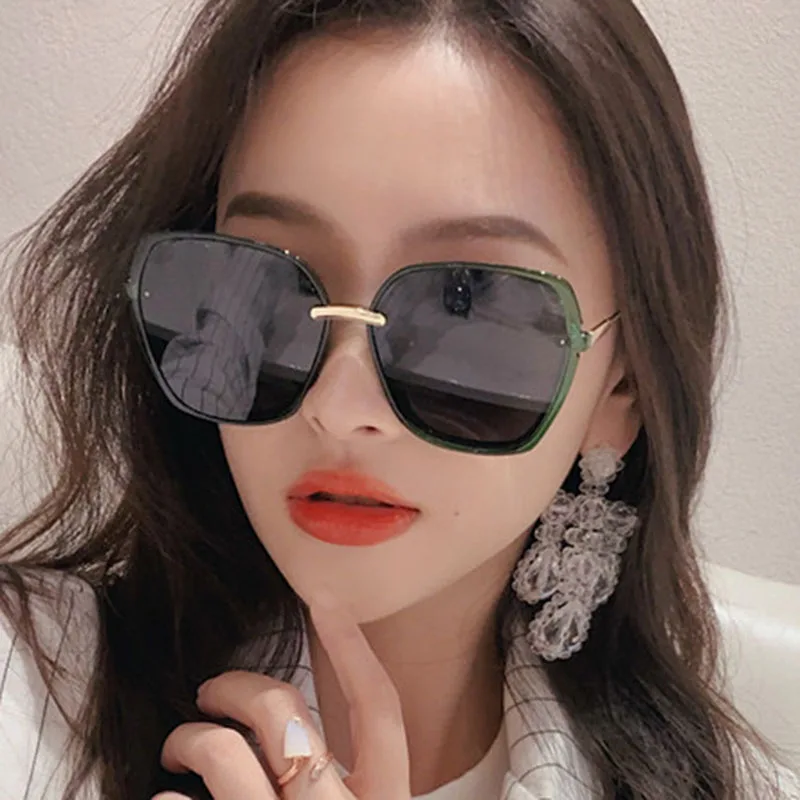 

Lady Flat top Oversized Sunglasses Women Retro Female Big Frames UV400 Cat Eye Sunglass Sun Glasses Shades