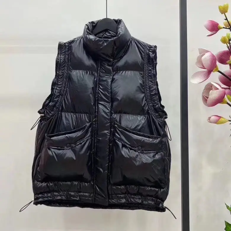 

2021 winter European station Korean version of loose white duck down down jacket women short lace vest outer vest