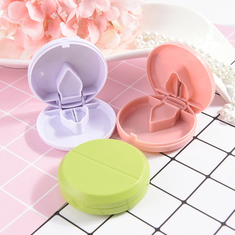 

1PC Portable Pill Cutter Splitter Divide Storage Case Medicine Cut Compartment Box Holder 3 Colors