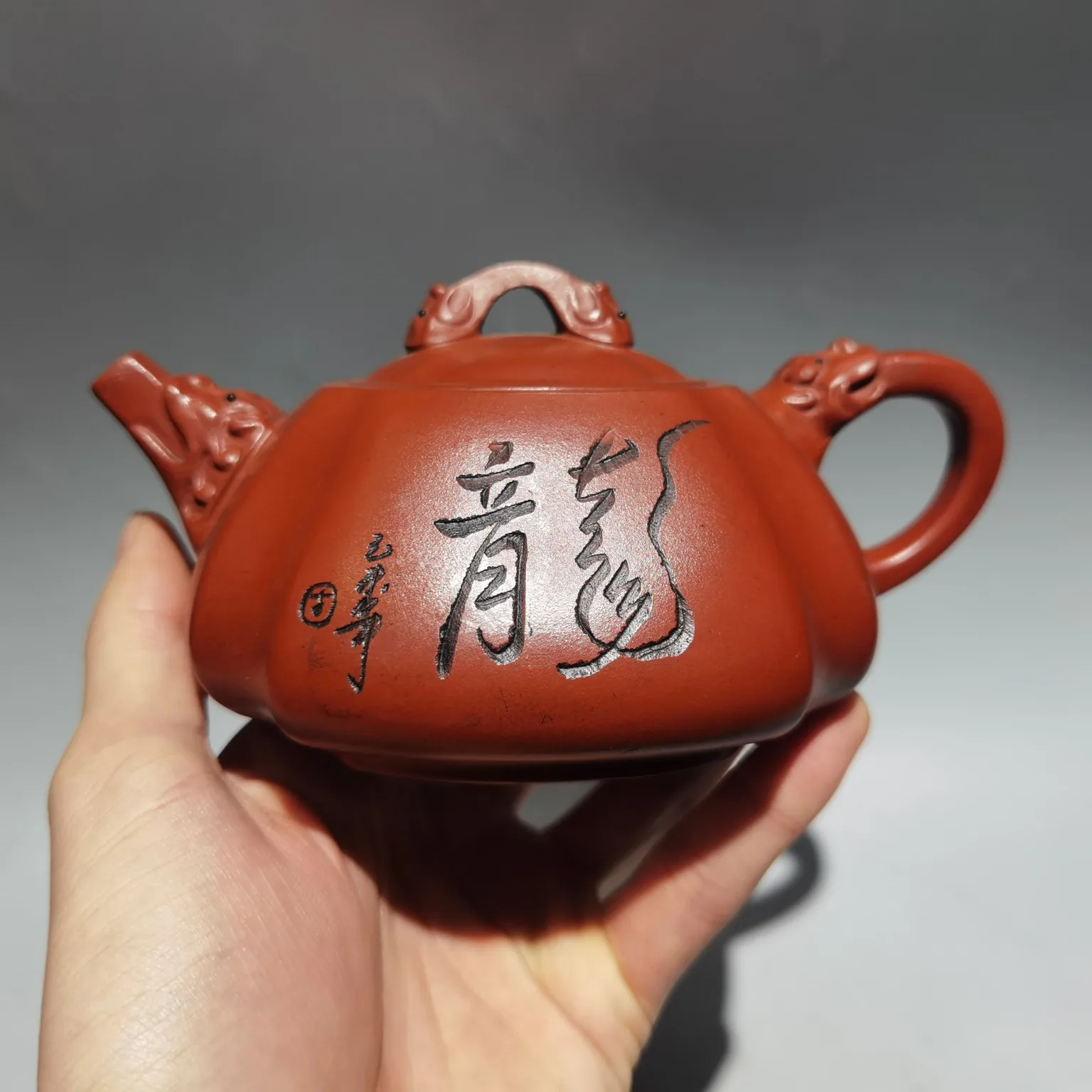 

Керамика Yixing Zisha 6 дюймов, резной квадратный камень ручной работы, чайник с изображением дракона, прозрачный цементный чайник, чайник для офиса