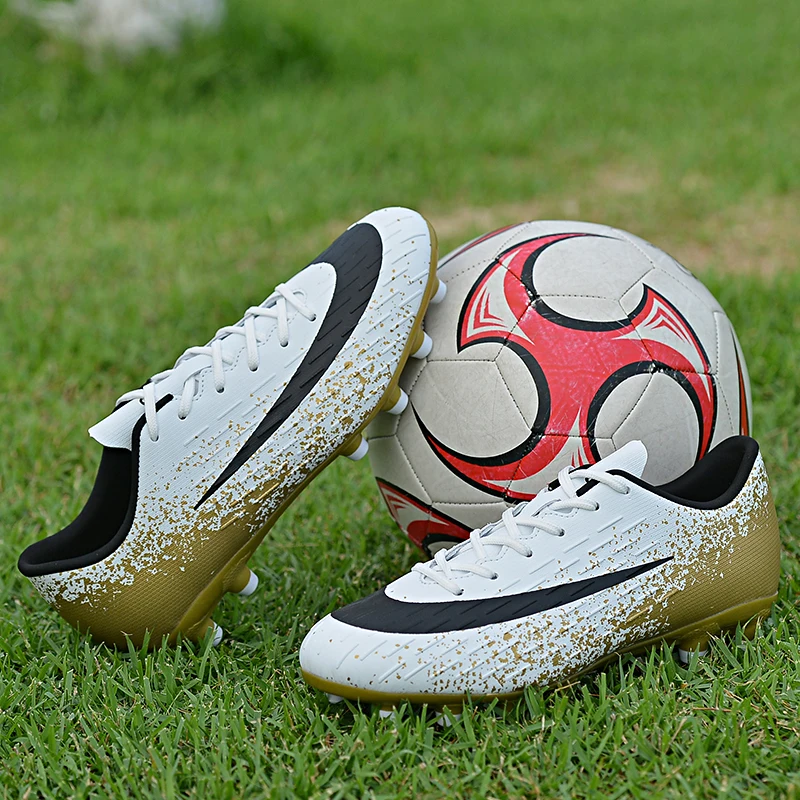 

Men Large Size FG Soccer Shoes Football Cleats Soccer Ankle Boots Teenager Training Sneakers Kids Indoor Sports Shoes Unisex
