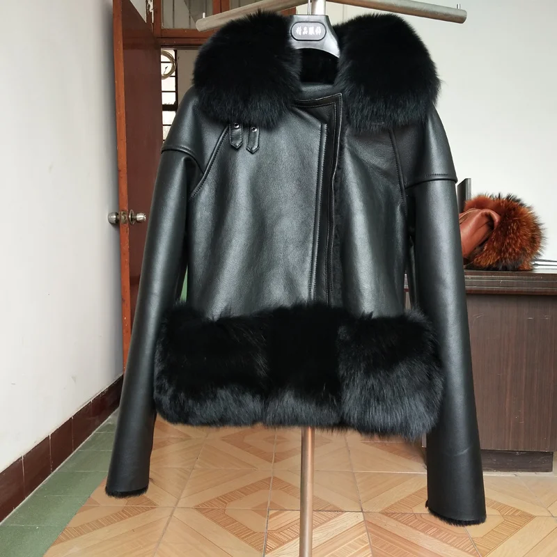 

Sheepskin coats women winter natural real sheep coat with genuine fox collar long sleeves Fashion slim style wool fur