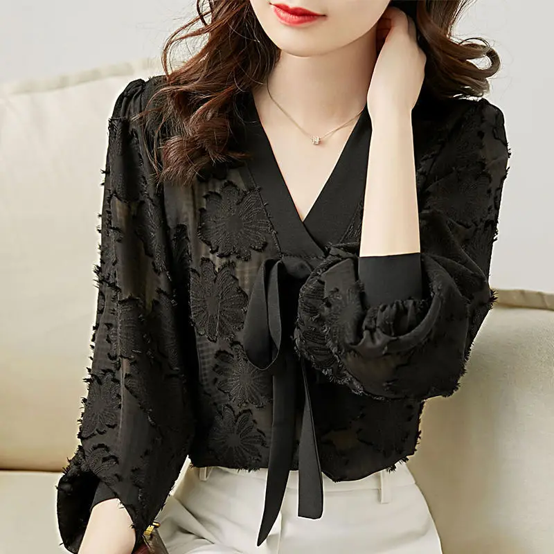 

Lantern Long Sleeve Chiffon Shirts Women Flower Bow Design Clothes Lace Sexy Office Lady Bloues Spring Lightweight Elegant Tops