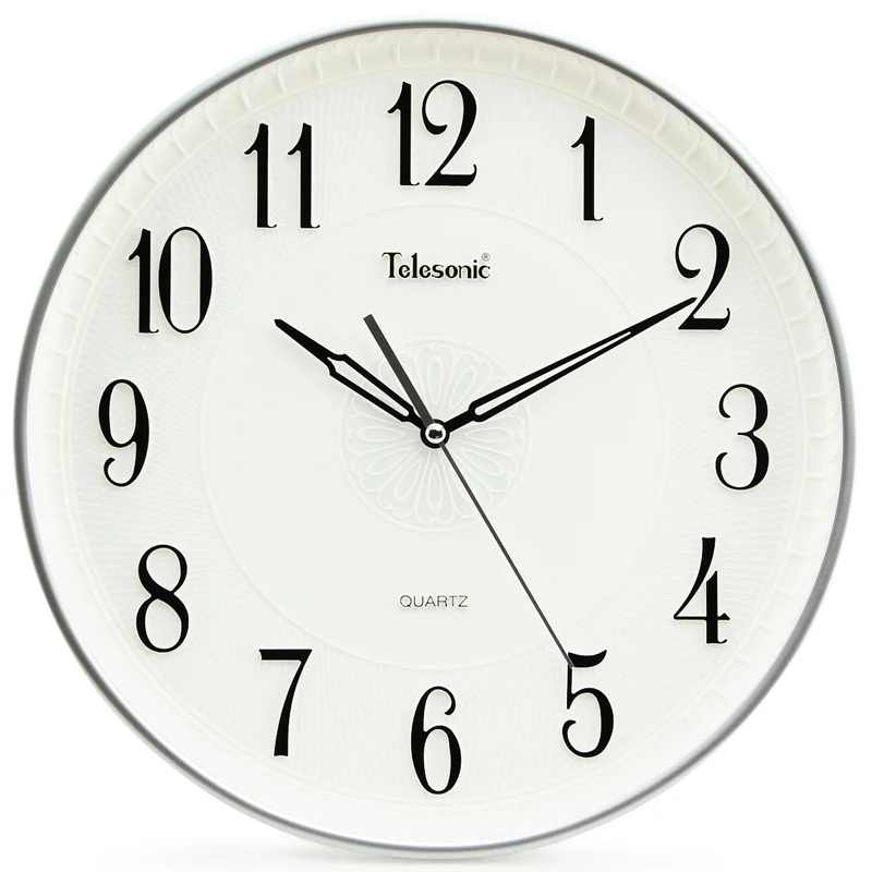 

Creative Fashion Wall Clock Simple Modern European Style Wall Clock Round Silent Digital Wandklok Living Room Decoration DJ60WC