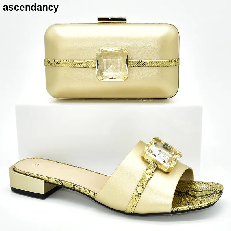 Туфли-лодочки женские в нигерийском стиле (1-3 см) | Обувь