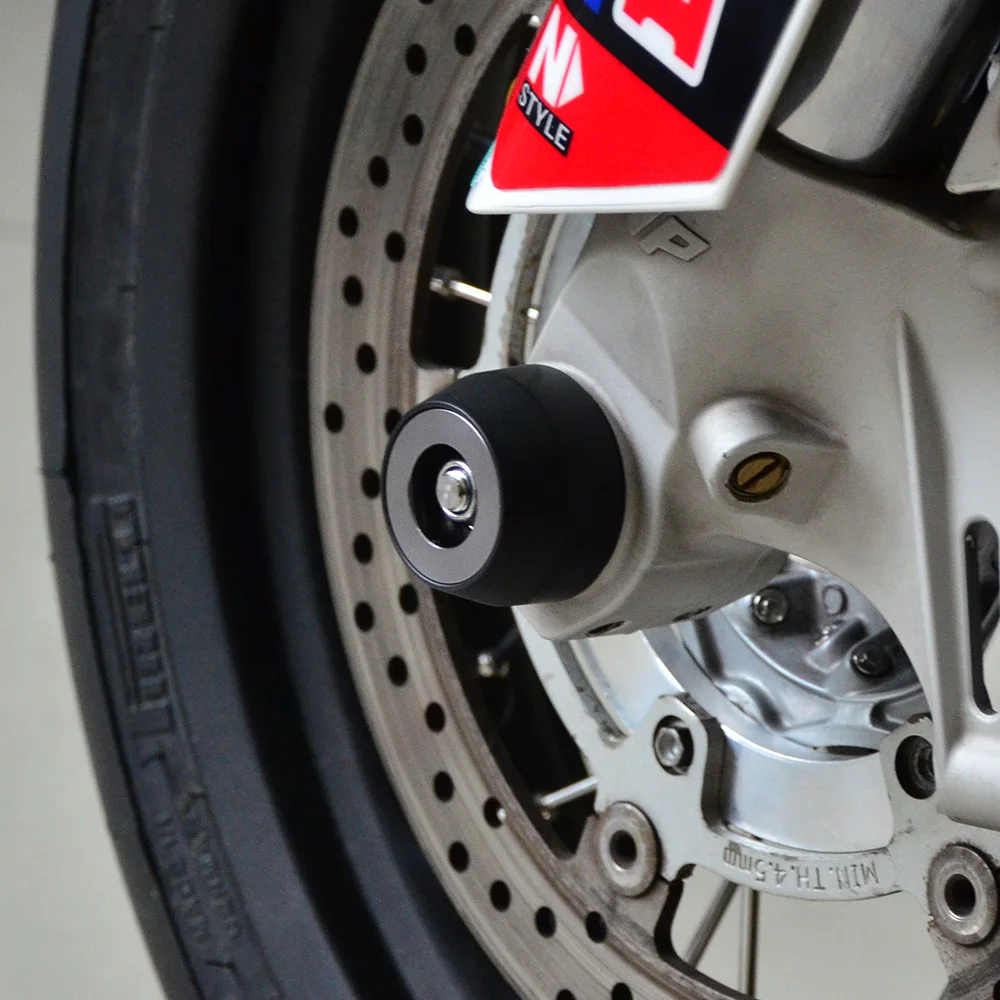 

Front Axle Sliders Aluminum Delrin For Aprilia RSV4 APRC RF RR Tuono V4 Shiver Dorsoduro 900 Shiver SL Dorsoduro 750 2019 2020