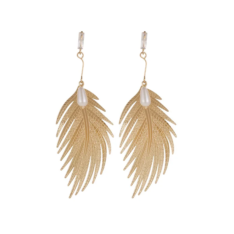 Металлические висячие серьги с перьями и кисточками золотого цвета для женщин
