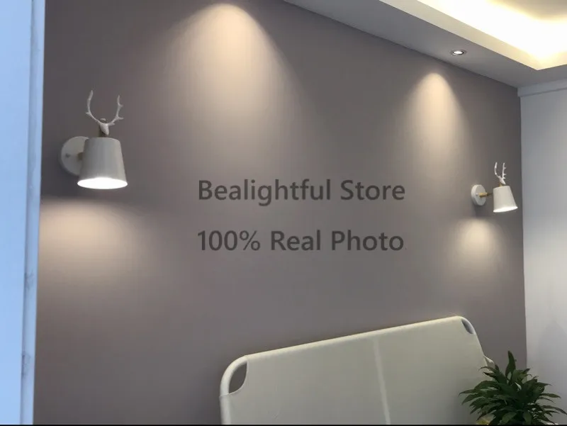 Настенный светильник деревянный светодиодный с рогами для украшения гостиной и