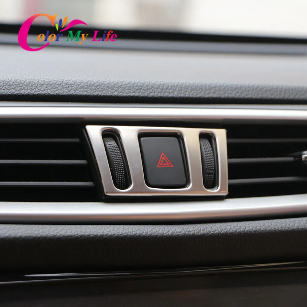 Наклейка на решетку вентиляционного отверстия автомобильной центральной