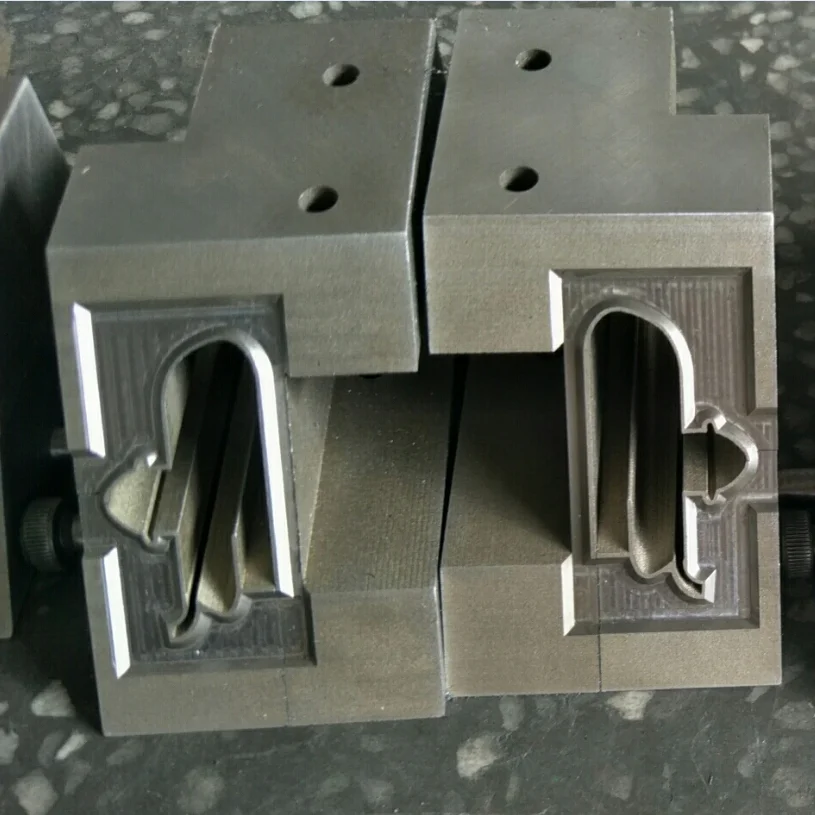 Russia refrigerator / fridge rubber gasket weld mould joint mold connect die | Clamps