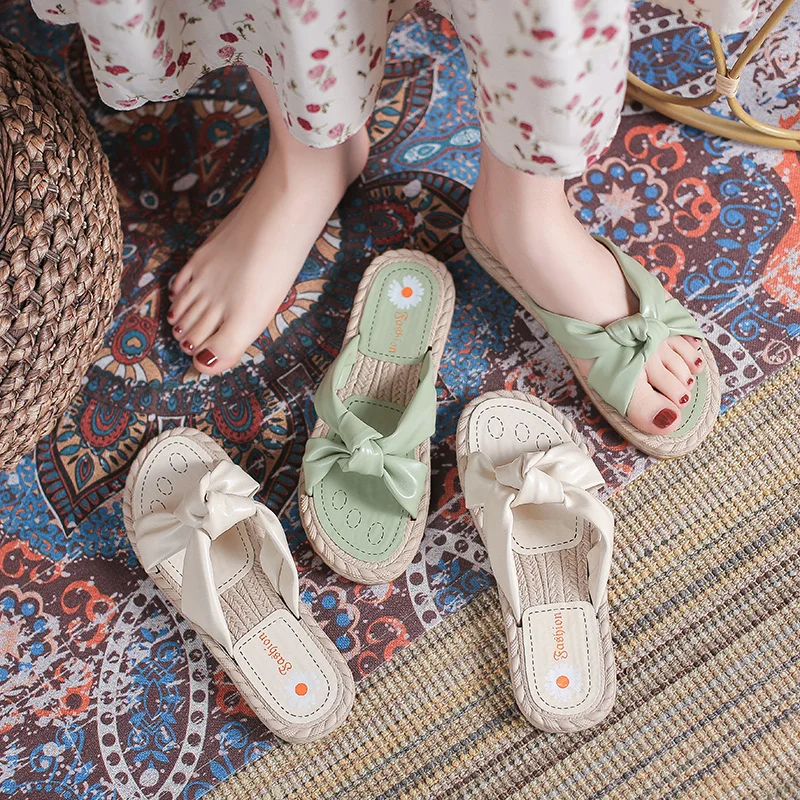 

Flat Shoes Female Slippers Casual Slipers Women Low Flower Slides Luxury Soft Summer 2021 Beach Fashion PU Floral Basic Flat Sho