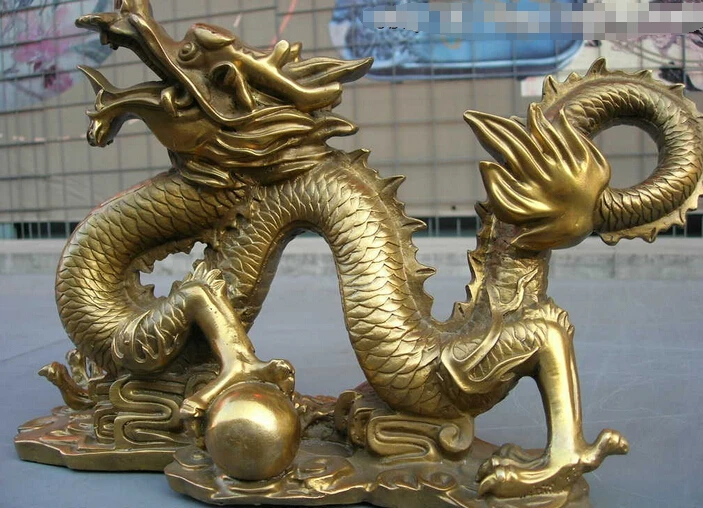 S0121 китайские королевские изысканные медные латунные фэншуй Lucky Fly Dragon Paly статуя