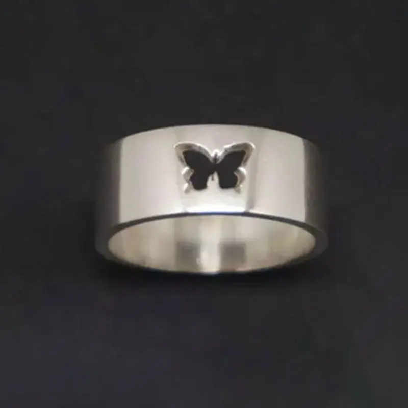 

Fashion Hollow Butterfly Couple Rings Cute Small Butterfly Alloy Ring for Couple Rings Wedding Party Gift Jewelry Accessories