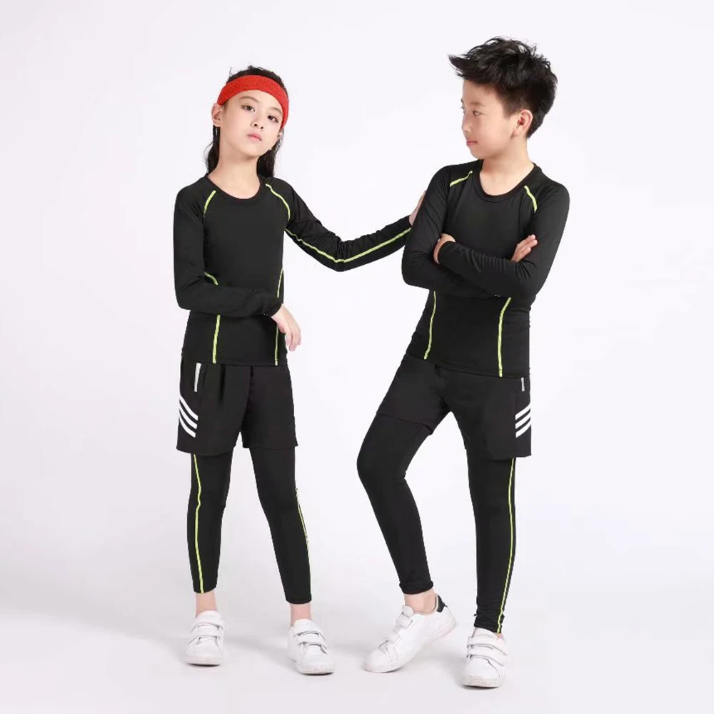 Быстросохнущее и дышащее термобелье для мальчиков на осень зиму 2021 детский