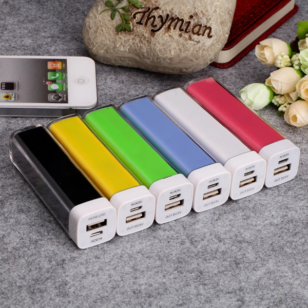 Внешний аккумулятор 2600 мАч универсальное зарядное устройство для планшетов