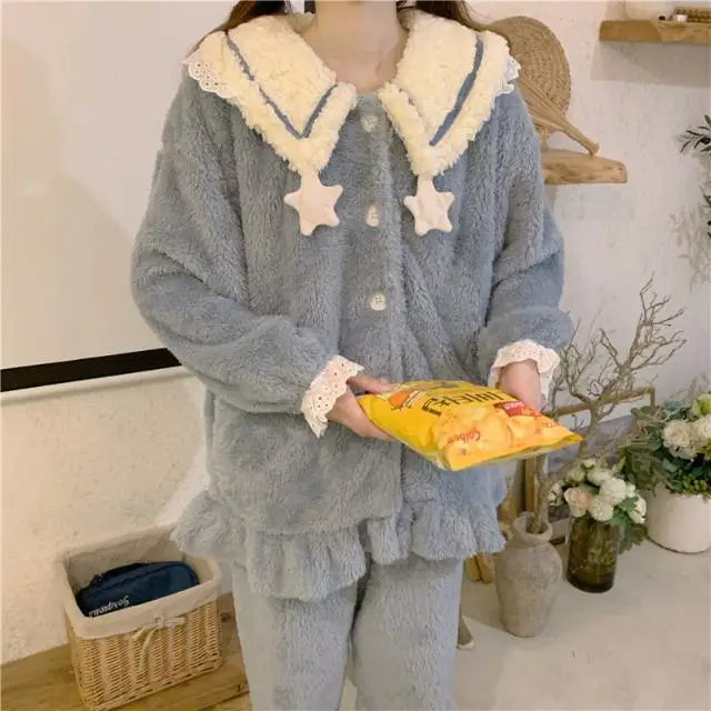 

Girl Lovely Star Lapel Long Sleeved Pajamas Women's Thickened Plush In Winter Can Wear Out Home Clothes Two-piece Set