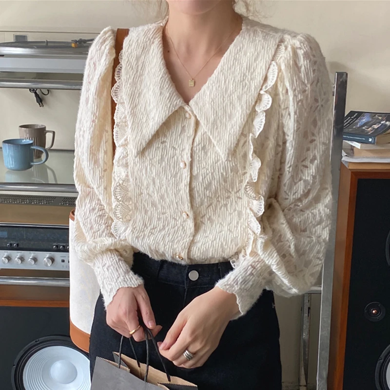 

Sannian Women Shirt Spring And Fall Gentle Temperament Lapel Wood Ear Stitching Sanded Lace Hook Flower Puff Sleeve Shirt Tops