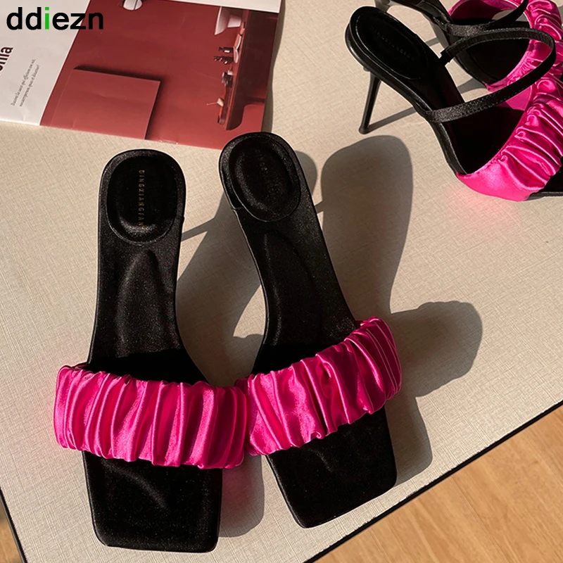

Туфли-лодочки женские, высокий каблук, квадратный носок, плиссированная эластичная ткань, босоножки, обувь для вечеринки, лето 2022