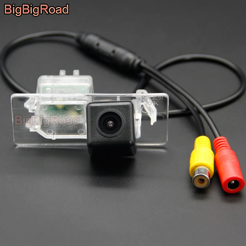 

BigBigRoad Vehicle Wireless Rear View Camera HD Color Image For Volkswagen Caravelle Tiguan L Passat B6 Sedan B7 Polo Golf 7