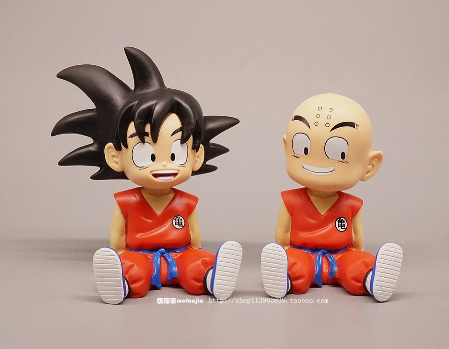 

Bandai Genuine Dragon Ball Son Goku, Kuririn Saving Pot Action Figure Model