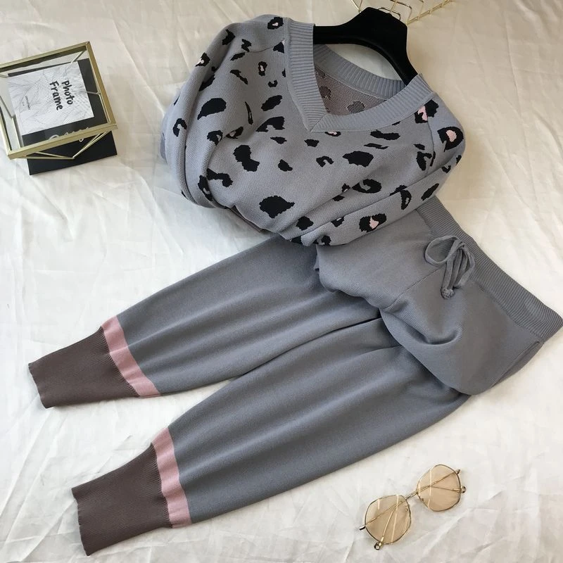 

2021 Autumn Winter Knitted 2 Piece Pants Sets Women Tracksuits Leopard Print V Neck Loose Pullover Sweater + Harem Trouser Suit