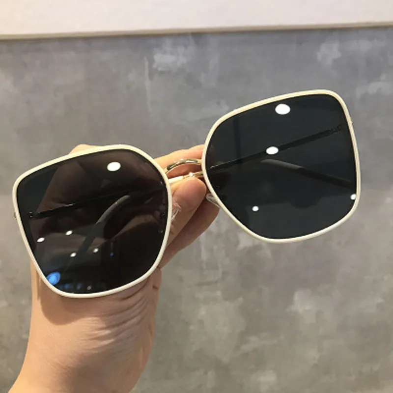 

Men Women Retro Round Sunglasses 2021 popular Ladies Brand Designer Luxury Metal Vintage Mirror Polygonal Oversize Sun Glasses